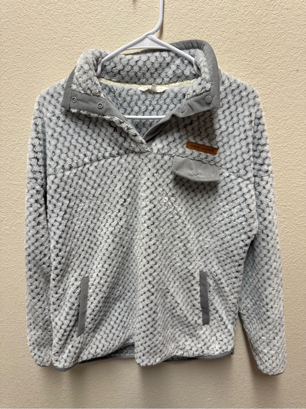 Simply Southern Gray/Blue Gingham Plaid Plush Sherpa Pullover Women's M